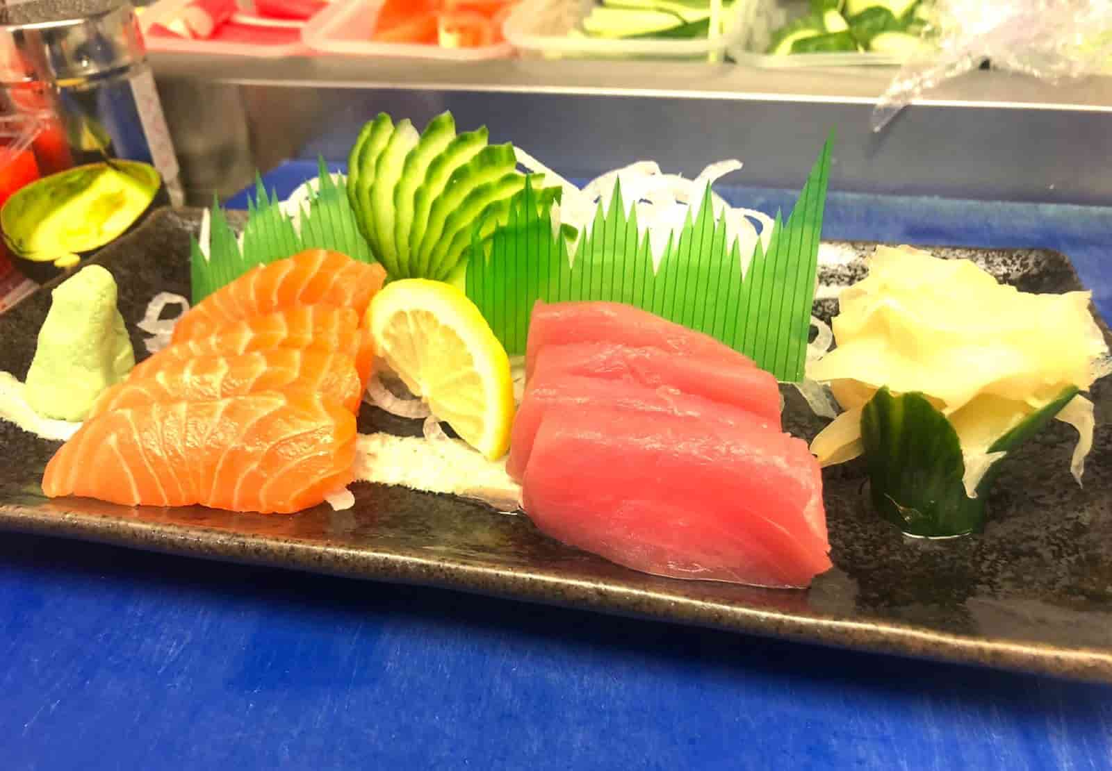 A Plate of salmon and Tuna sashimi